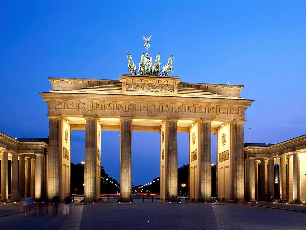 Sports and Entertainment, B&B HOTEL Berlin City West, Berlin