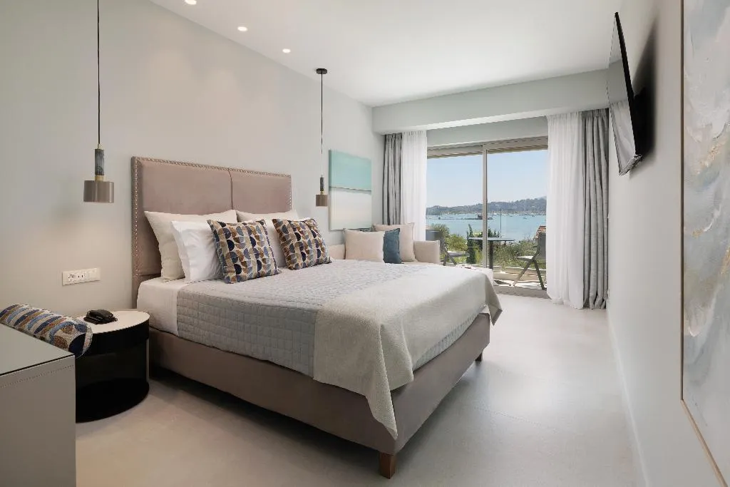DOUBLE DELUXE SEA VIEW Room, Rodostamo Hotel & Spa, Corfu