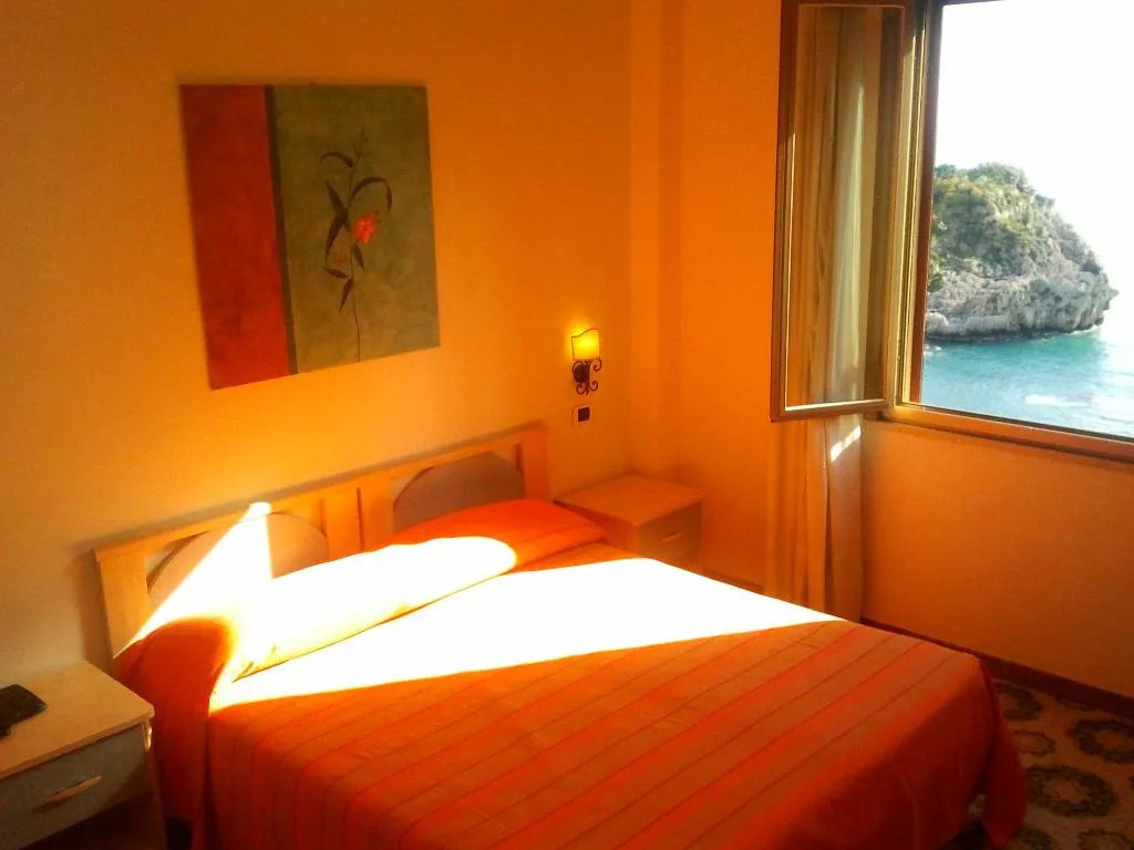 Double or Twin SEA VIEW Room, Jonic Hotel Mazzarò, Taormina