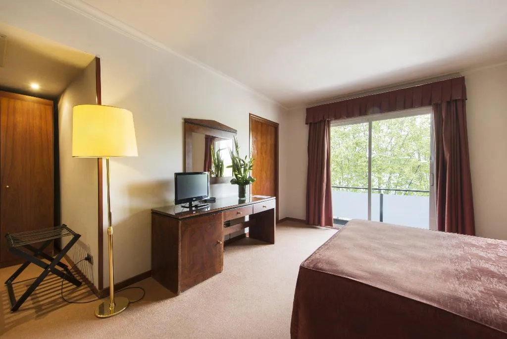 TRIPLE CAPACITY 3 Room, Mirallac, Costa Brava