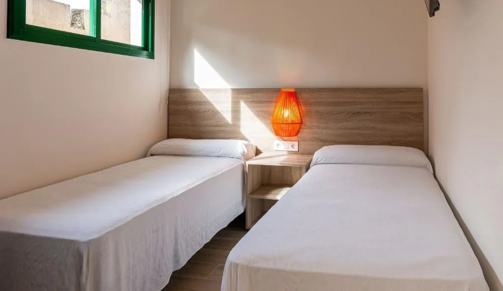 APARTMENT CAPACITY 3 Room, Medplaya Sant Eloi, Costa Brava