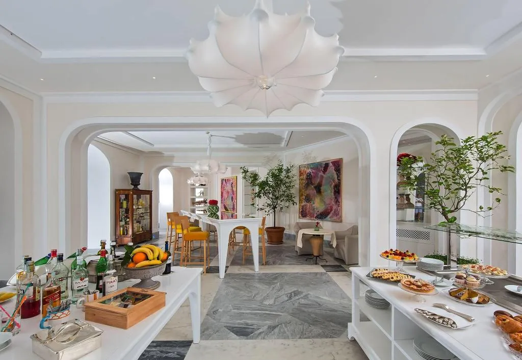 Lobby, Bellevue Syrene, Naples