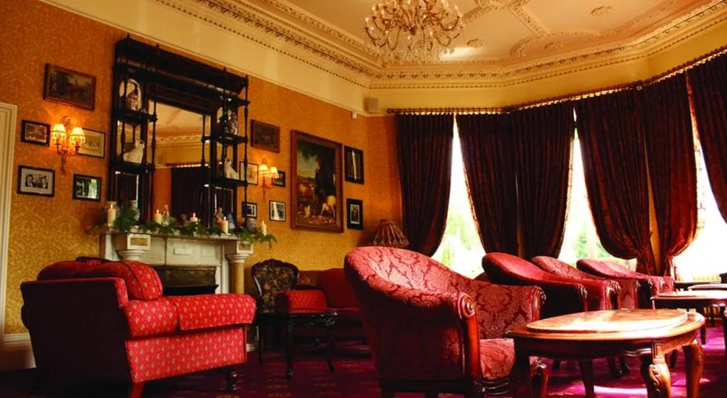 Lobby, Finnstown Castle Hotel, Dublin