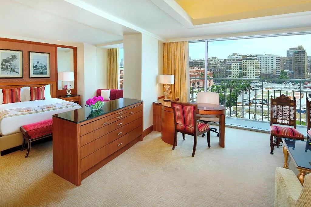 SUITE KING SIZE BED Room, The Nile Ritz-Carlton, Cairo, Cairo