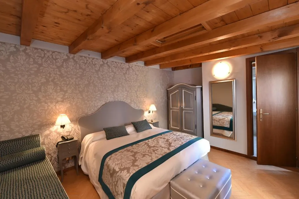TRIPLE STANDARD Room, Hotel Villa Rosa, Venice