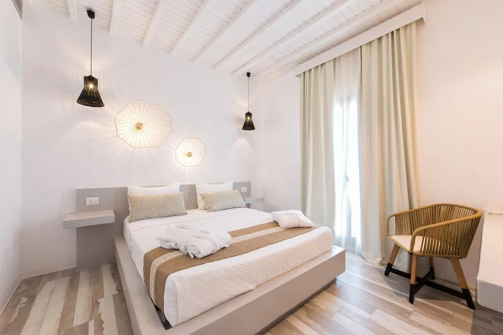 SUITE DELUXE SEA VIEW Room, Osom Resort, Mykonos