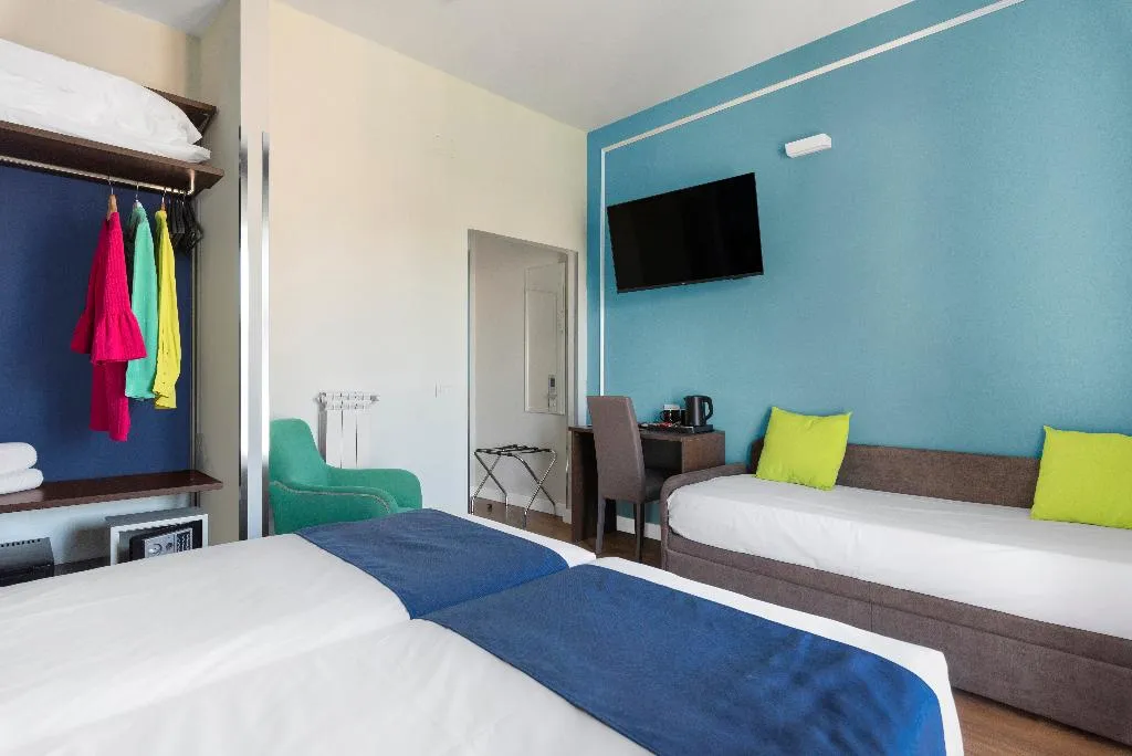 TRIPLE SIDE SEA VIEW WITH BALCONY Room, Hotel La Pergola, Naples