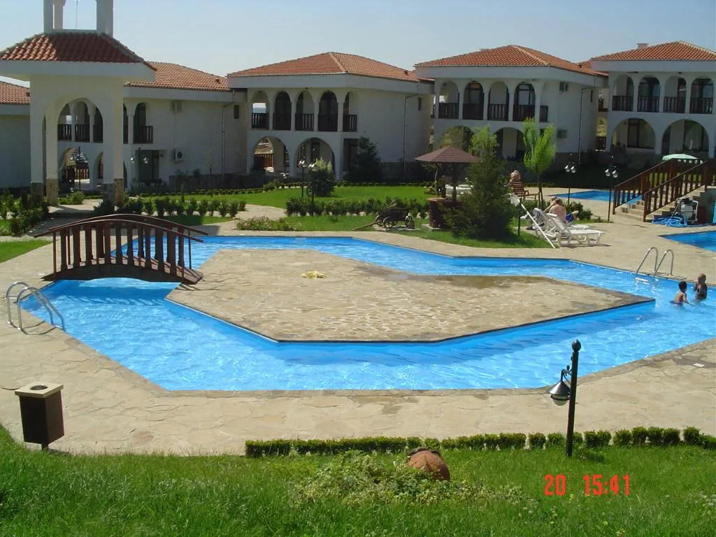 Pool, Kampani bells apart Complex, Bourgas