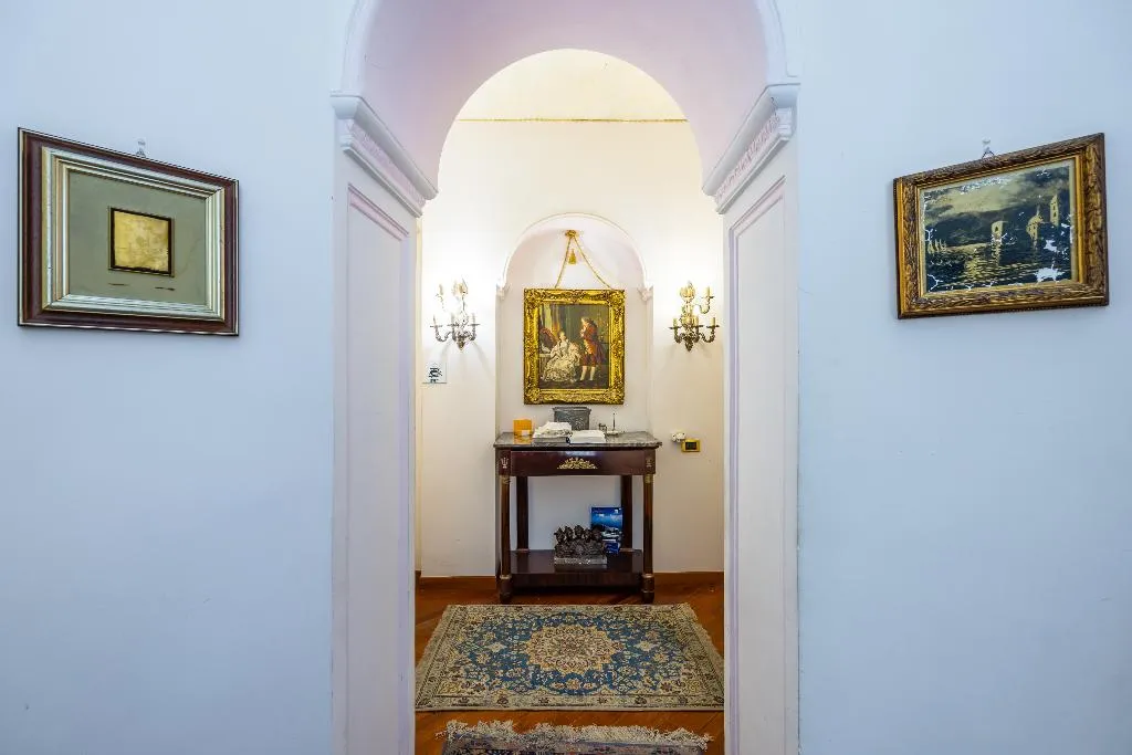 Lobby, La Casa Di Bruno, Naples