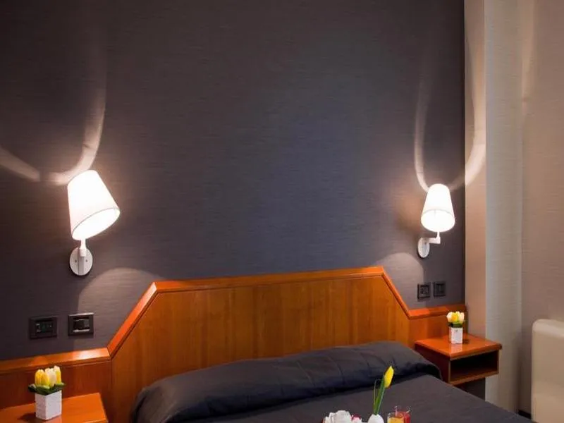 Room, Zone, Rome
