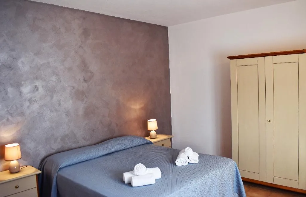 APARTMENT DELUXE CAPACITY 4 Room, Hotel Residence Ampurias, Cagliari