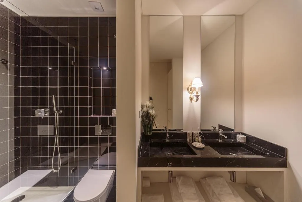 Double or Twin CITY VIEW Room, Dear Lisbon Palace Chiado, Lisbon