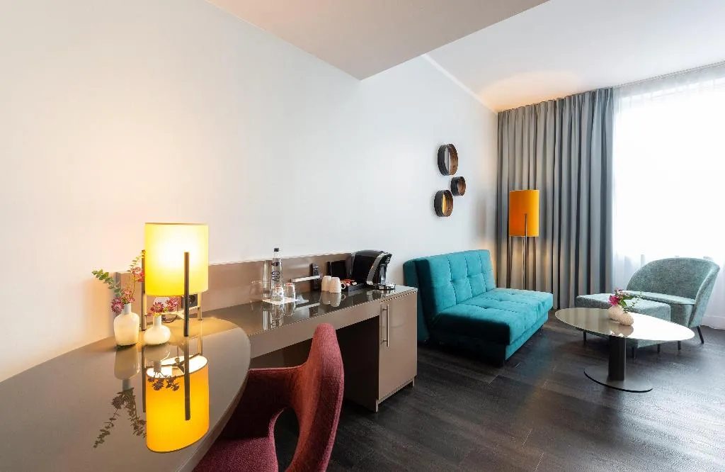 Room, Leonardo Royal Hotel Berlin Alexanderplatz, Berlin