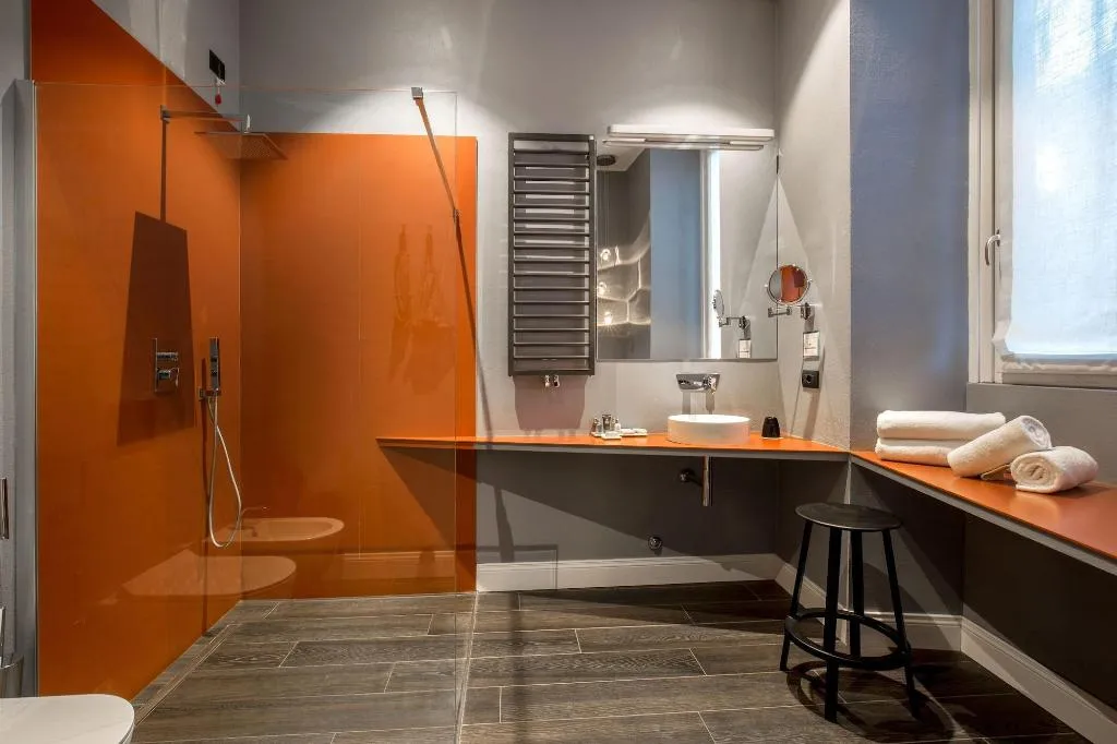 Room, Montenapoleone Suites, Milan