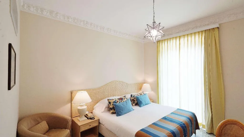 Room, Grand Hotel Aminta, Naples