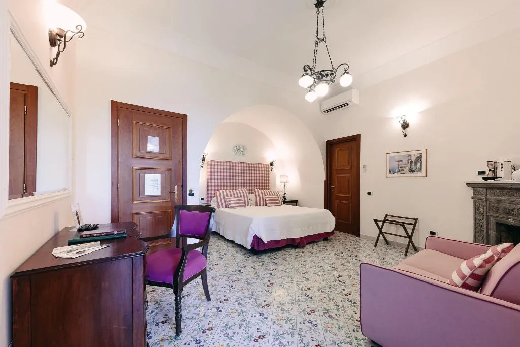 Double or Twin DELUXE SEA VIEW Room, Relais du Silence Villa Maria, Naples