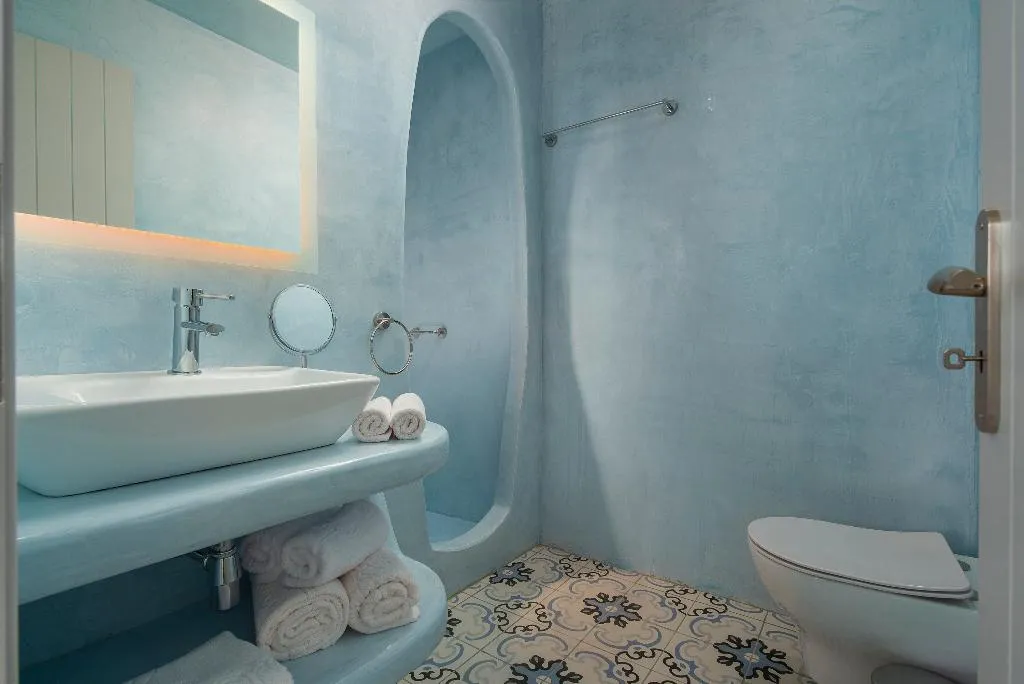 SUITE WITH JACUZZI Room, Sole D'Oro Luxury Suites, Santorini