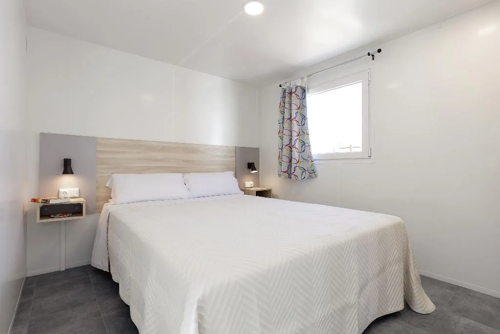 BUNGALOW ONE BEDROOM ONE BATHROOM Room, La Siesta Salou Resort Camping, Costa Dorada