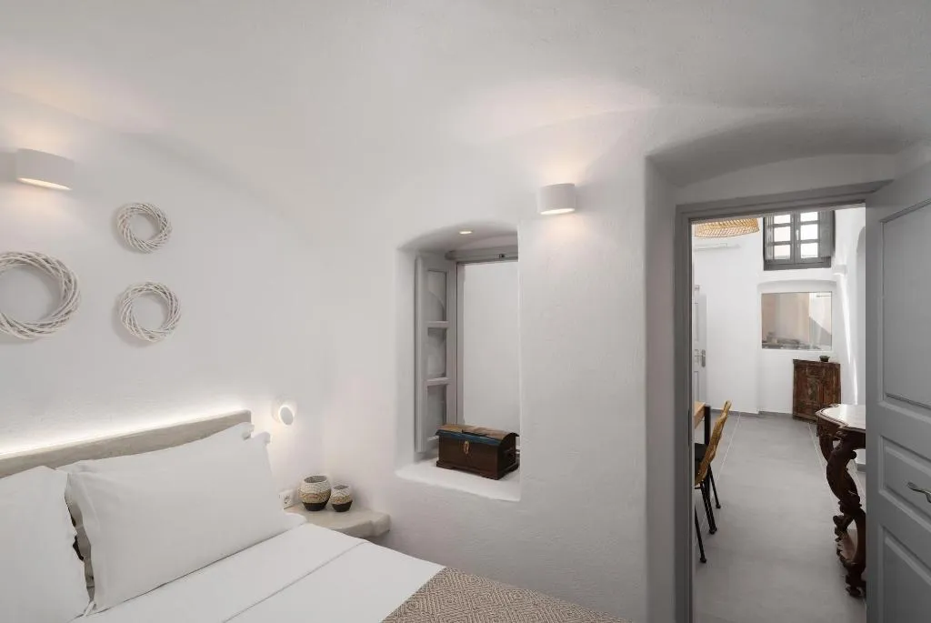 Room, Kastro Mansion, Santorini