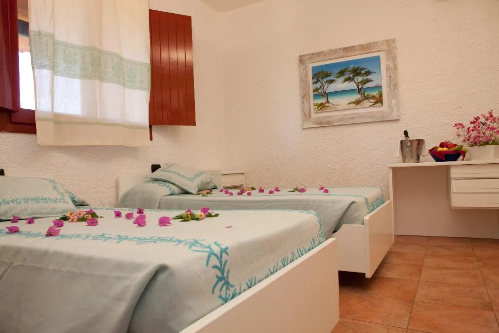 TRIPLE STANDARD Room, Club Esse Cala Bitta, Olbia