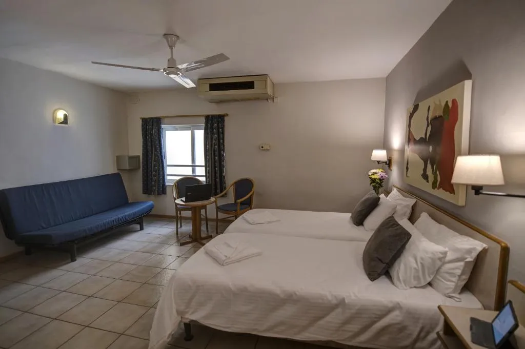 TRIPLE SEA VIEW Room, Sliema Chalet Hotel, Malta