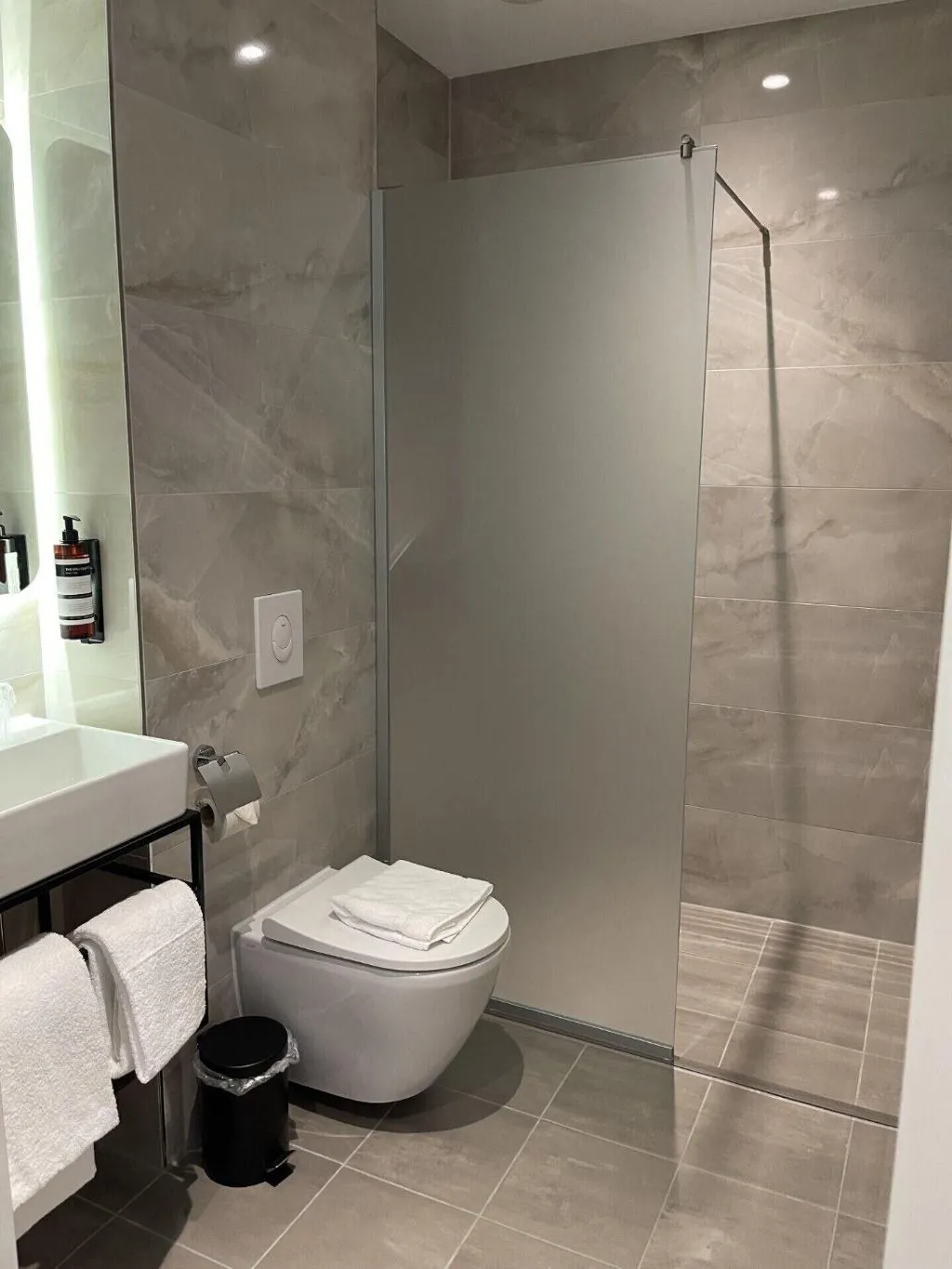 Room, OZO Hotels Antares Amsterdam Schiphol Airport, Amsterdam