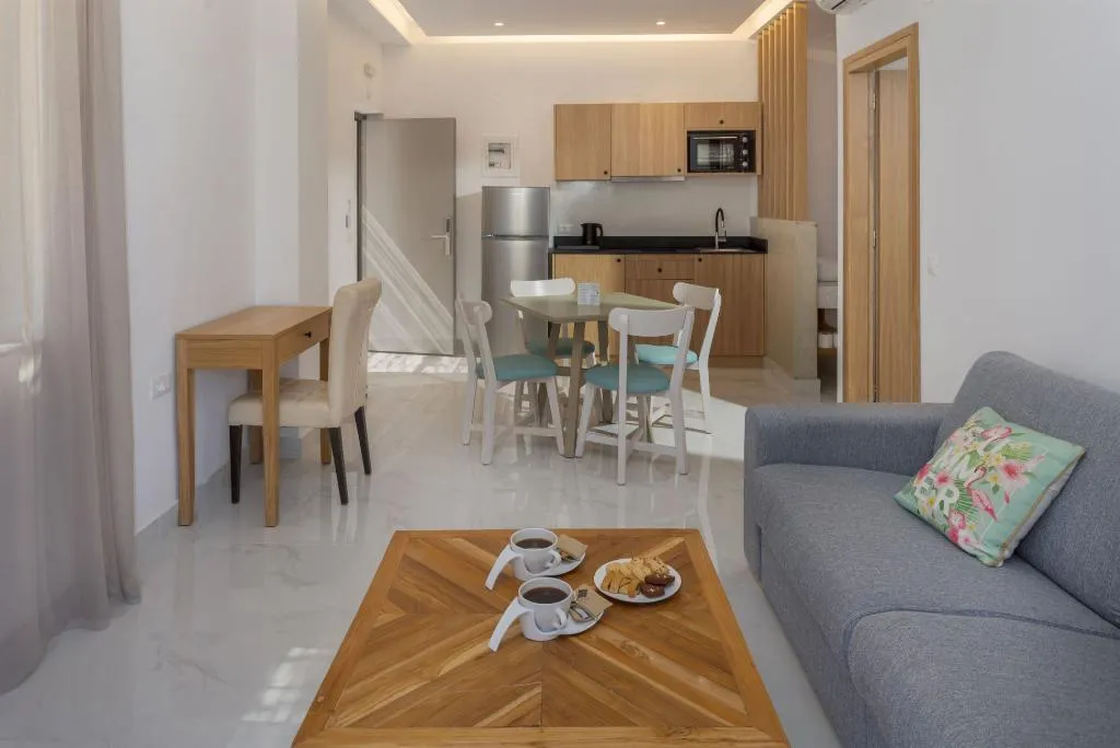 APARTMENT CAPACITY 4 Room, Galazio beach resort, Crete