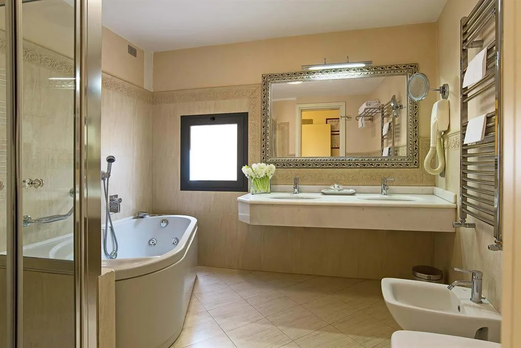 SUITE STANDARD Room, Atlantic Palace, Florence
