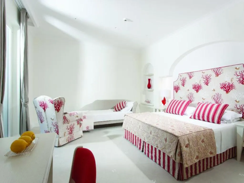 TRIPLE SUPERIOR SEA VIEW Room, Hotel Corallo Sorrento, Naples