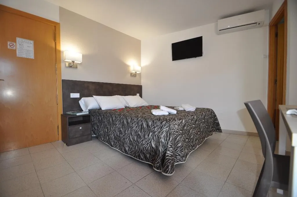 Room, Safari, Costa Brava