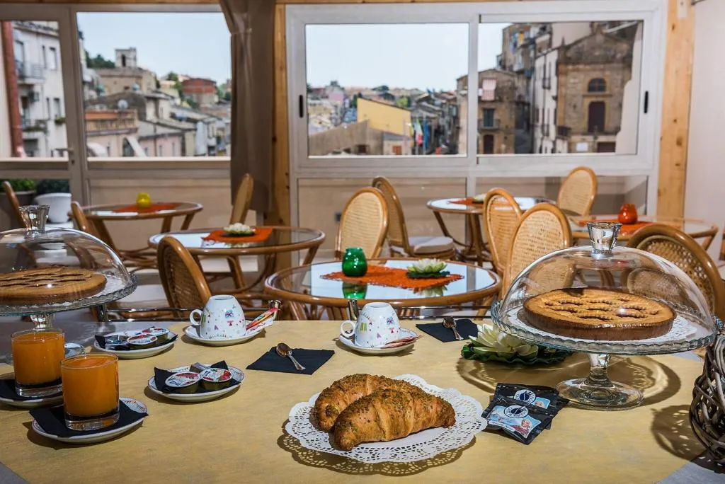 General view, Ariston Suite, Palermo
