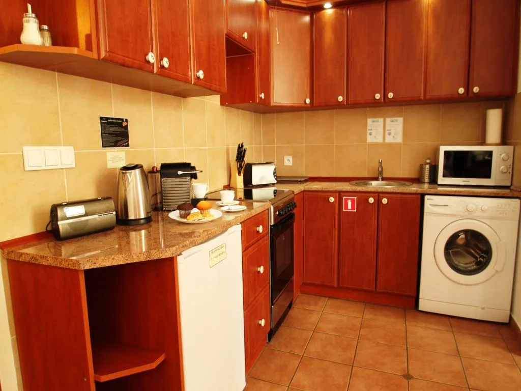 STUDIO SUPERIOR WITH BALCONY Room, Ventus Rosa Self Service Apartments, Krakow