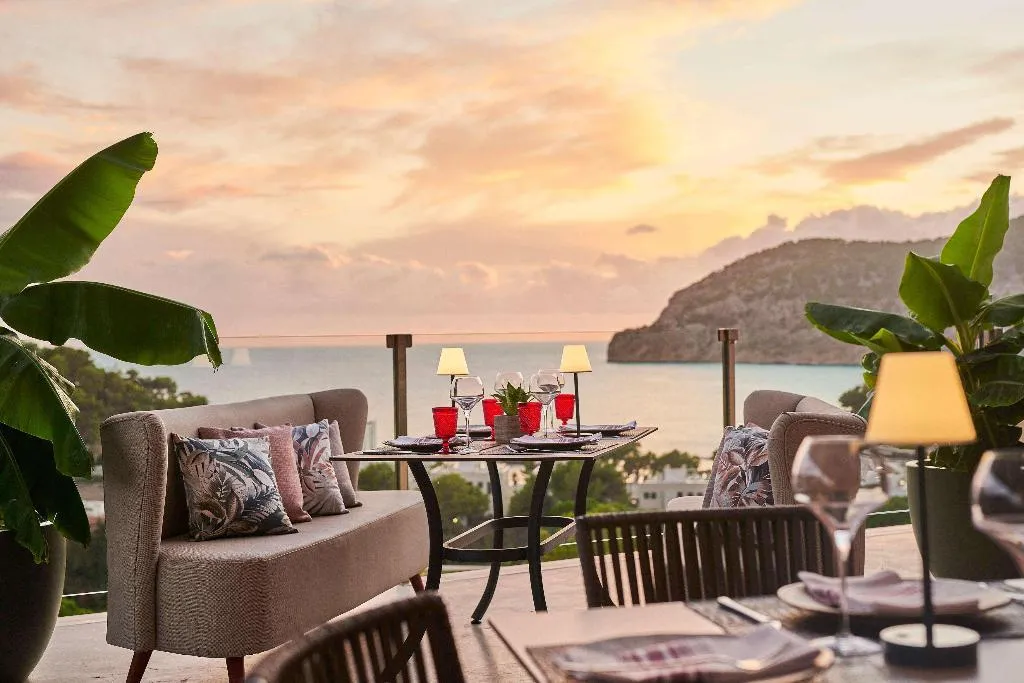 Restaurant, Zafiro Palace Andratx, Majorca
