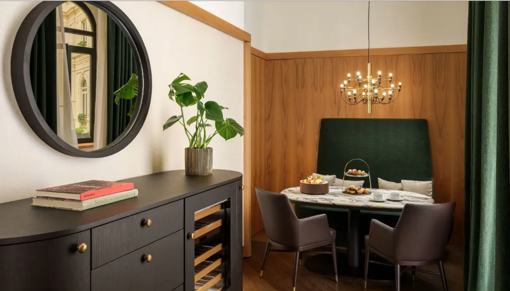 SUITE STANDARD Room, Park Hyatt Milan, Milan