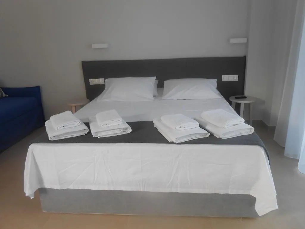 Room, Blue Horizon, Crete