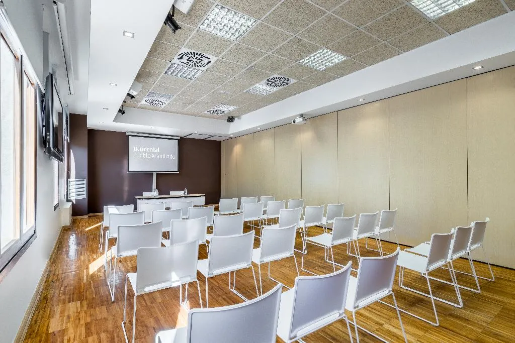 Conferences, Occidental Pueblo Acantilado, Costa Blanca