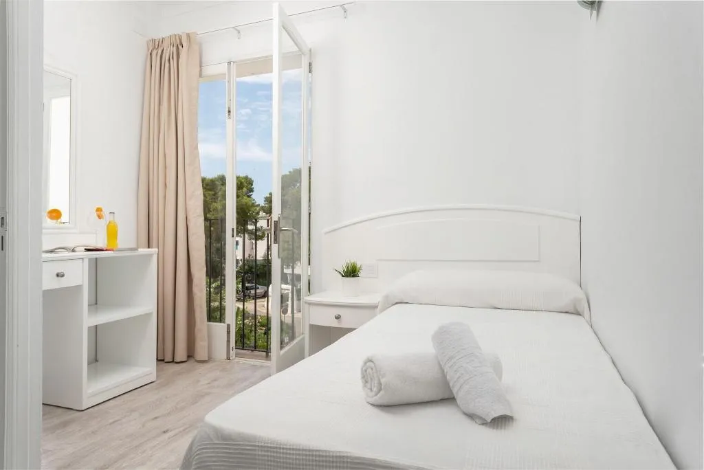 Room, Talamanca, Majorca