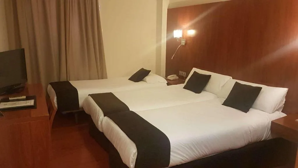 Room, Hotel Familia Conde, Costa De La Luz