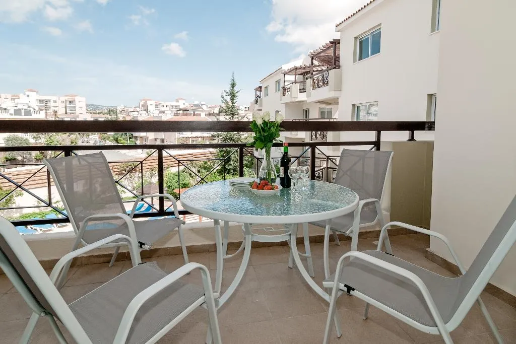 APARTMENT TWO BEDROOMS WITH VIEWS Room, Artemis Cynthia Complex, Cyprus