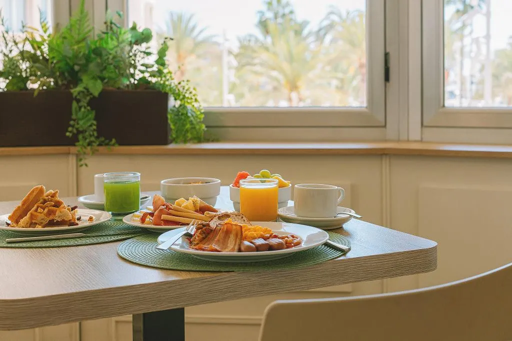 Restaurant, Hotel Alicante Gran Sol Affiliated by Melia, Costa Blanca