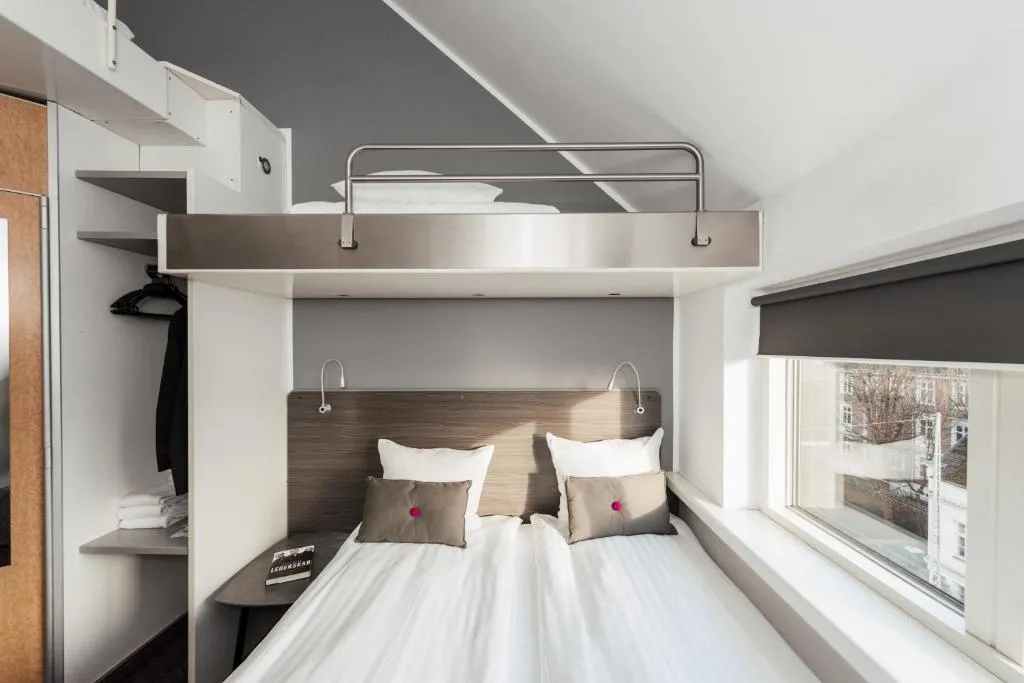 QUADRUPLE SUPERIOR Room, Cabinn Scandinavia, Copenhagen