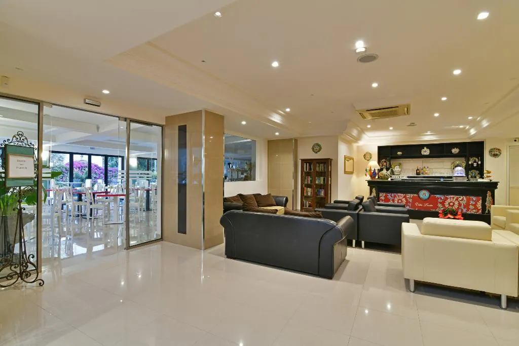 Lobby, Villa Linda, Catania