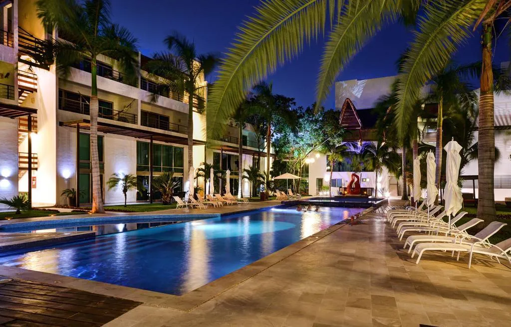 Pool, VIA 38 Condo Boutique, Playa Del Carmen