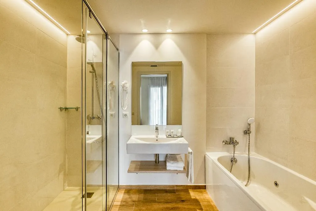 JUNIOR SUITE STANDARD Room, Emporium Only Adults, Costa Brava