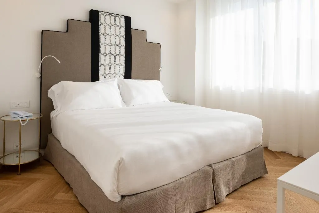 JUNIOR SUITE STANDARD Room, Hotel Morfeo Milano, Milan