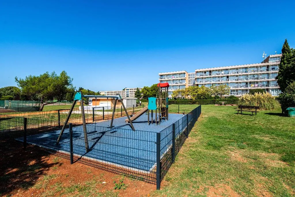 Sports and Entertainment, Arena Hotel Holiday, Istria