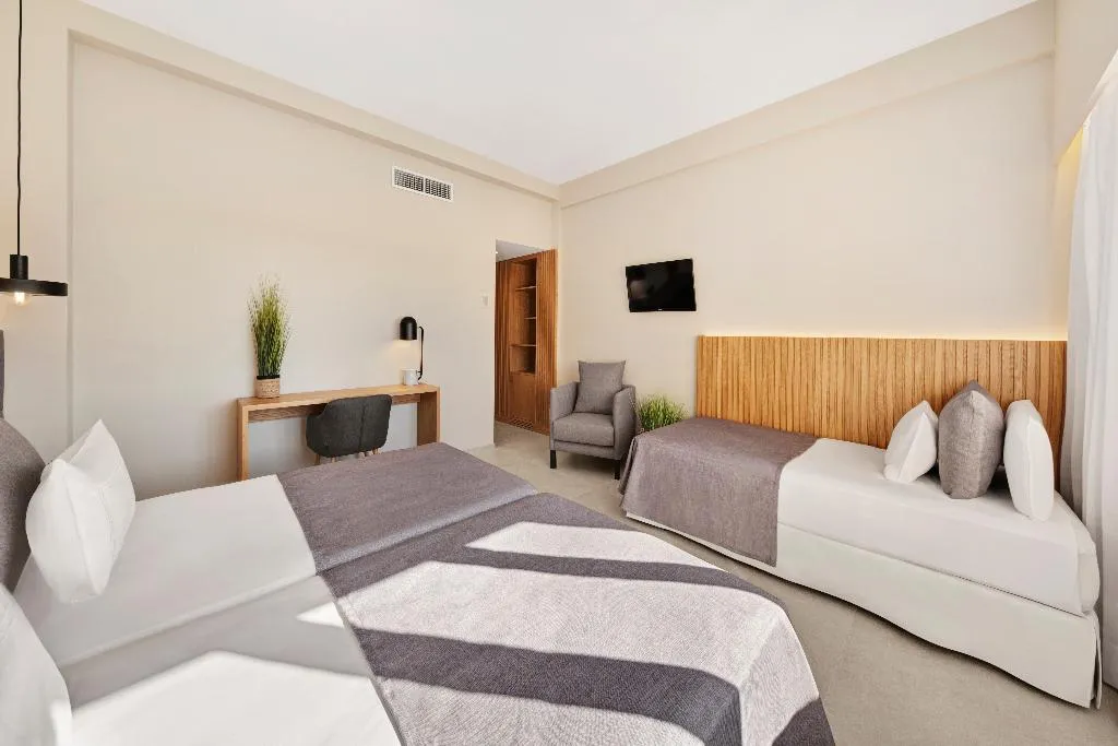 TRIPLE STANDARD Room, Almudaina, Majorca
