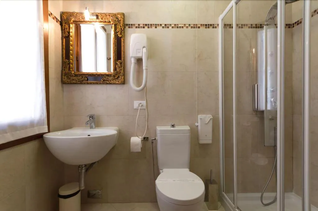 Room, Albergo Marin, Venice