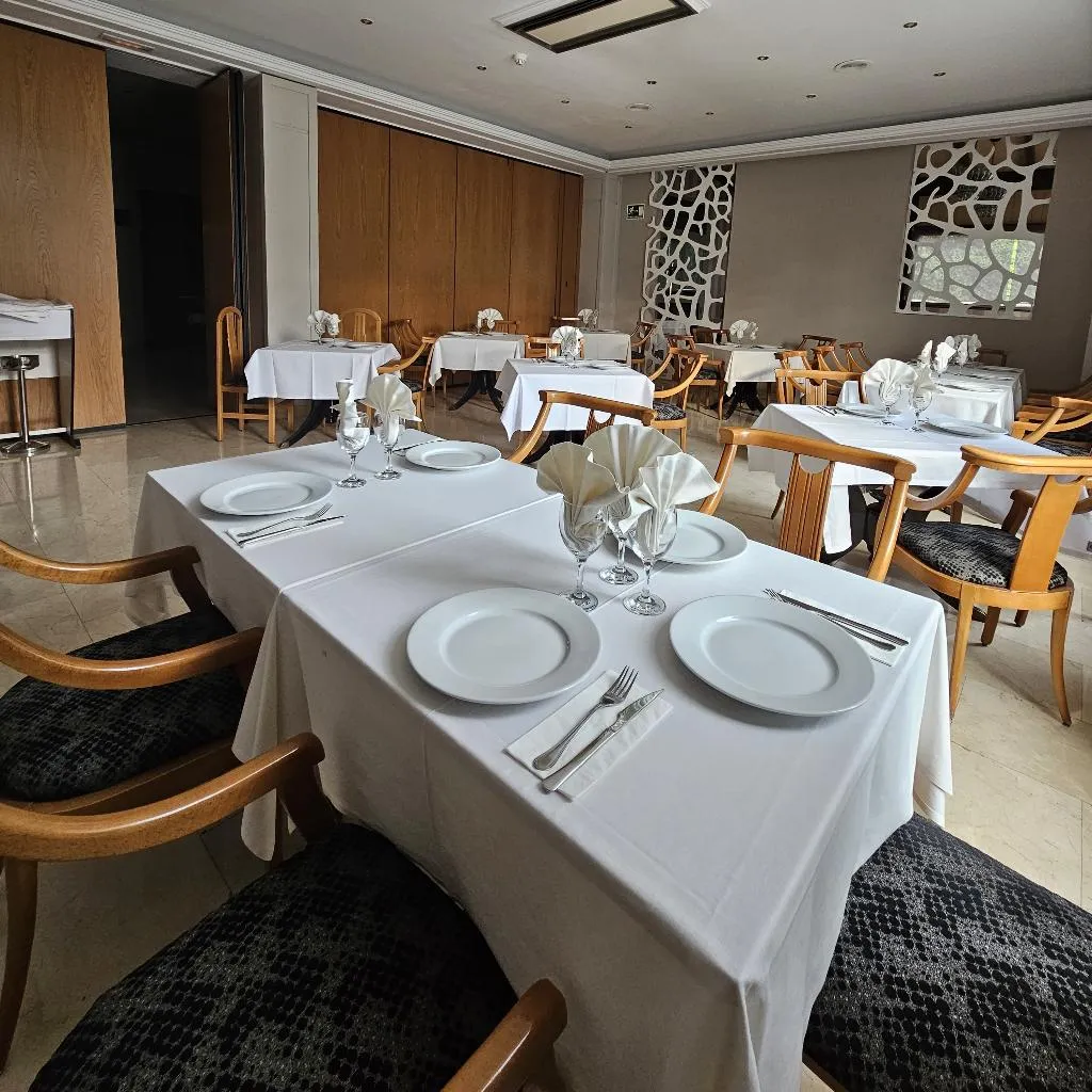 Restaurant, Avenida de España, Madrid