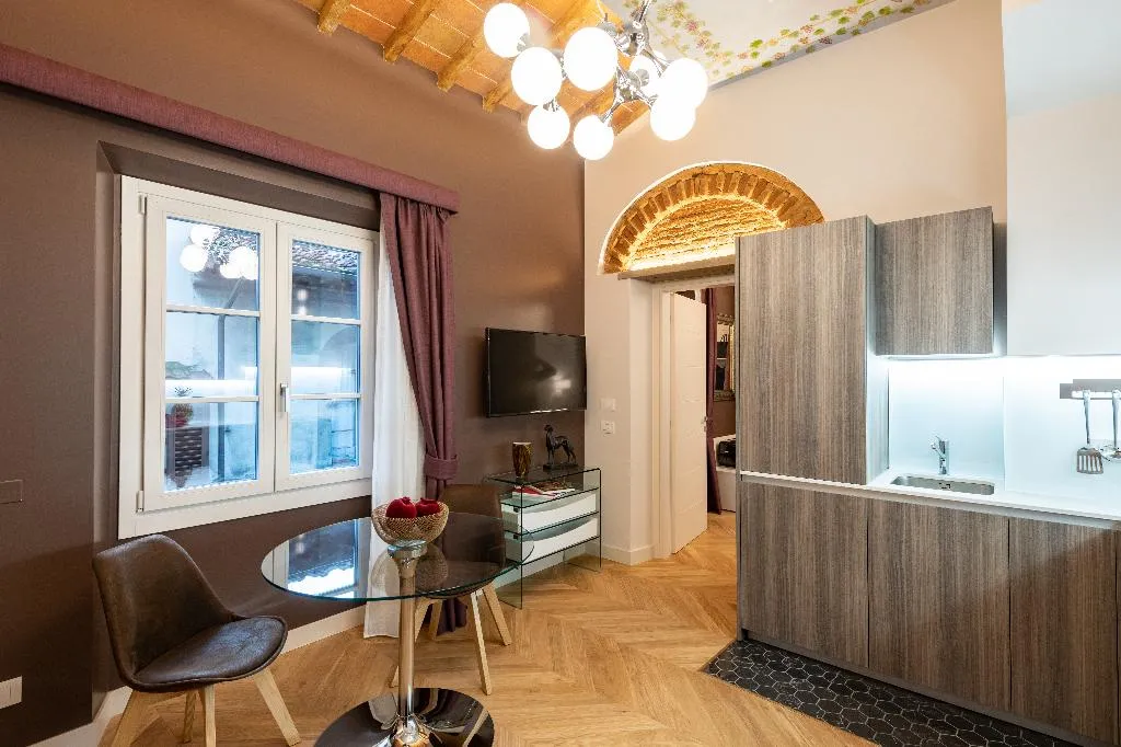 APARTMENT CAPACITY 4 Room, Kairos by Florence Art Apartments, Florence